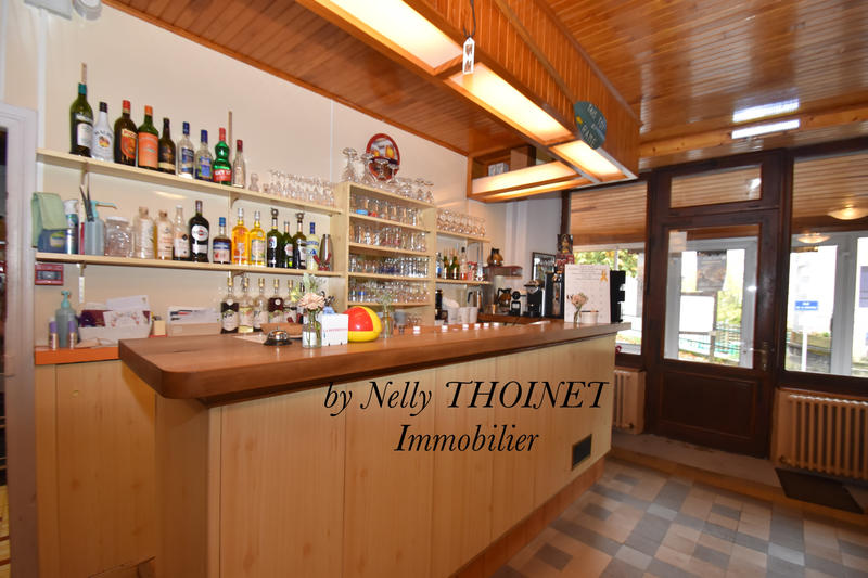 Local commercial - 400 m² - 22 pièces