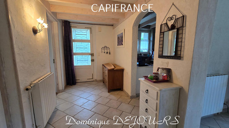 Maison - 224 m² - 7 pièces