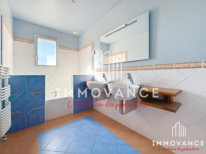 Maison traditionnelle - 152 m² - 5 pièces