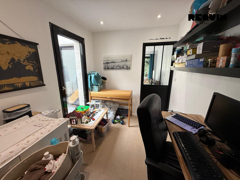 Maison - 102 m² - 6 pièces