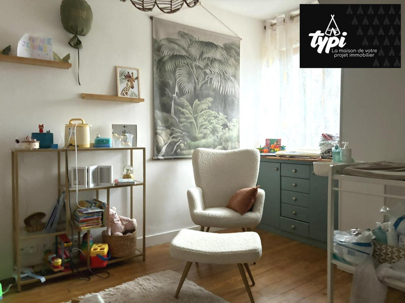 Maison - 260 m² - 7 pièces