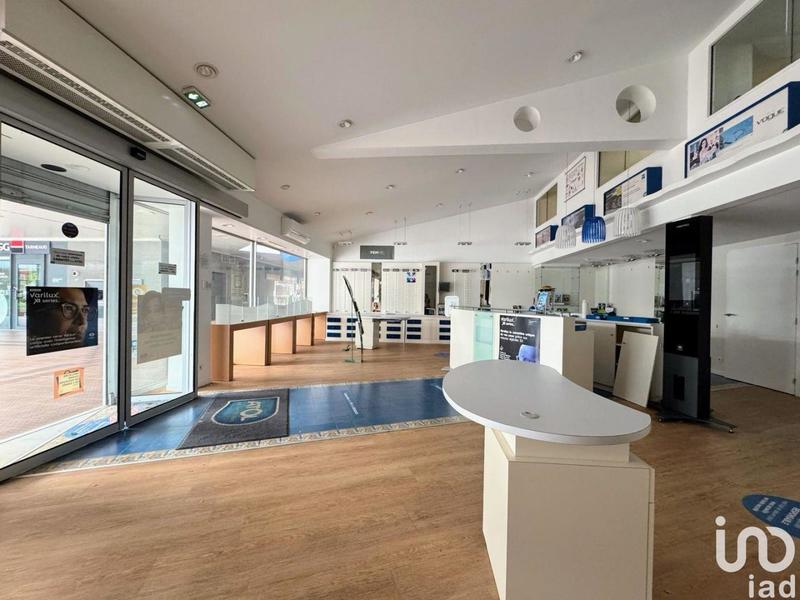 Local commercial - 132 m²