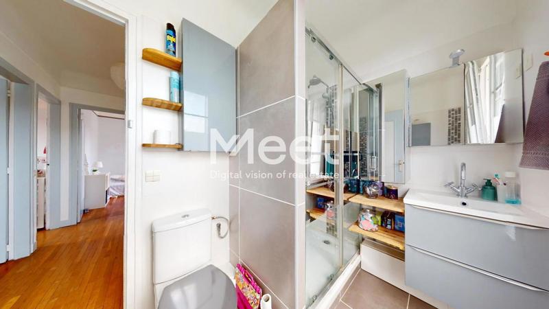 Maison - 99 m² - 6 pièces