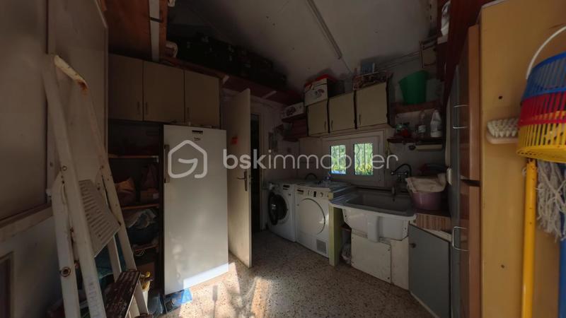 Maison - 180 m² - 6 pièces