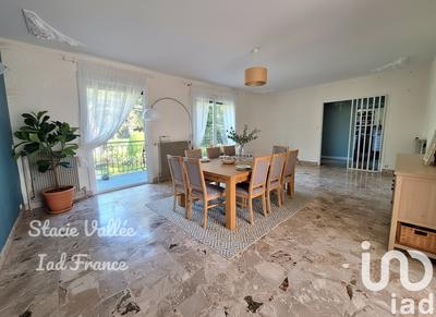 Maison - 145 m² - 7 pièces