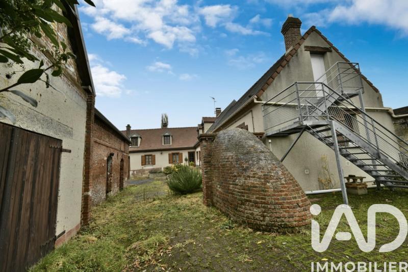 Maison - 222 m² - 6 pièces