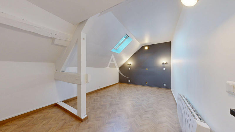 Maison - 136 m² - 5 pièces