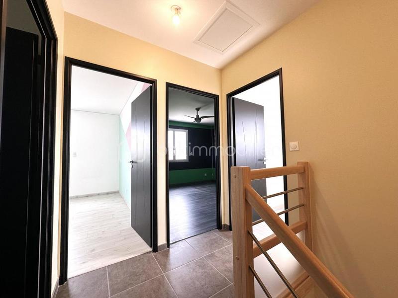 Maison - 98 m² - 4 pièces