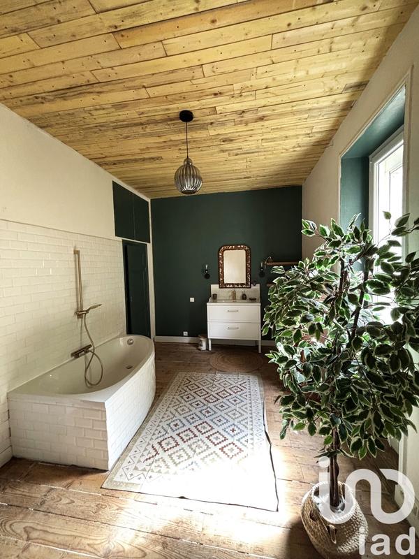 Maison - 191 m² - 9 pièces