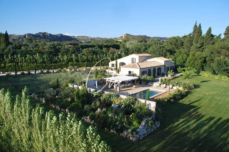 Propriété - 285 m² - 8 pièces