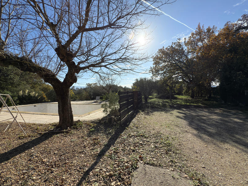 Maison - 243 m² - 9 pièces