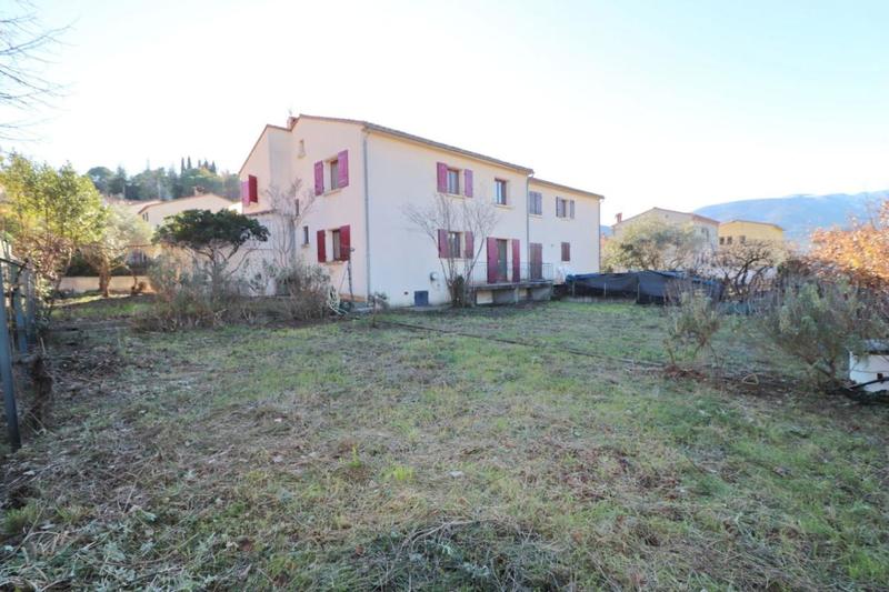 Villa - 130 m² - 5 pièces