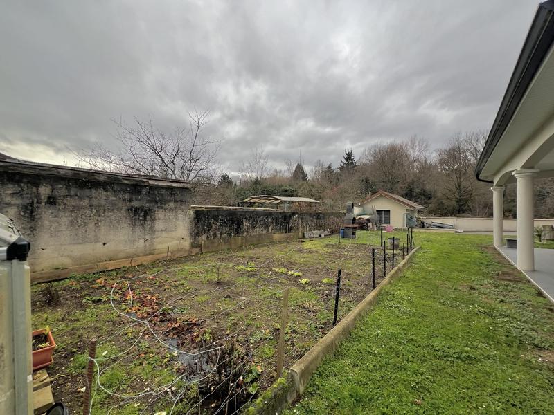 Maison - 140 m² - 5 pièces