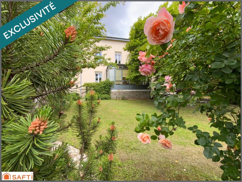 Maison de maîtres - 280 m² - 10 pièces