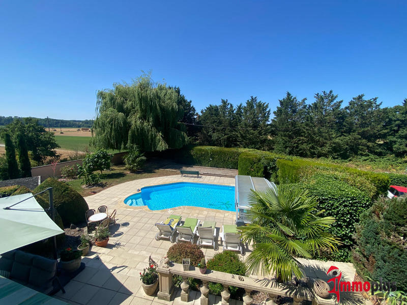 Maison - 165 m² - 7 pièces