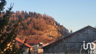 Maison - 182 m² - 8 pièces