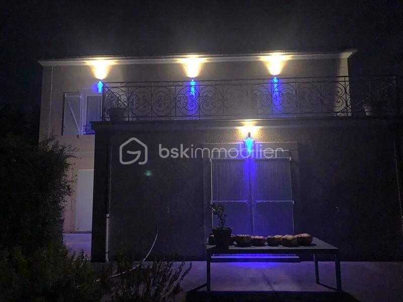 Maison d'architecte - 377 m² - 9 pièces