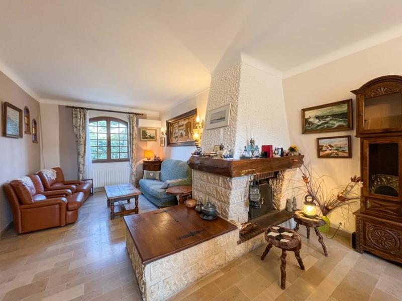 Villa - 140 m² - 5 pièces