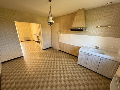 Maison - 96 m² - 5 pièces