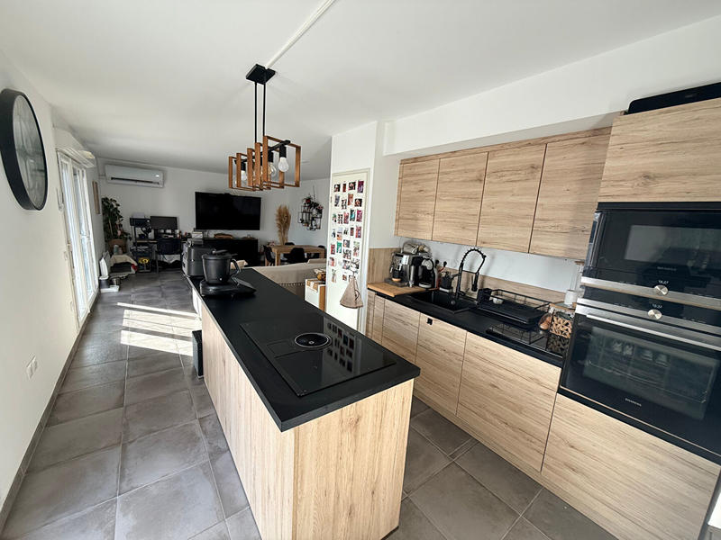 Appartement - 70 m² - 3 pièces