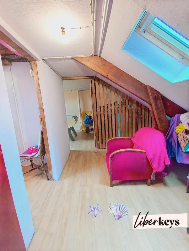 Maison - 180 m² - 6 pièces