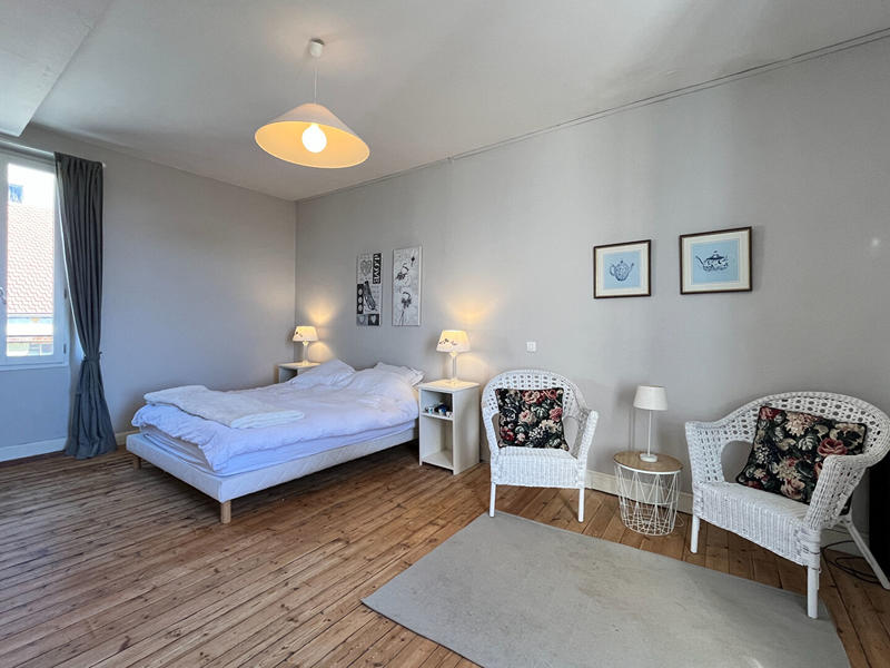 Maison - 190 m² - 7 pièces