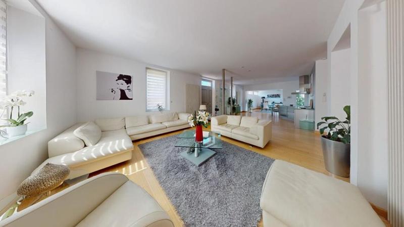 Maison bourgeoise - 319 m² - 8 pièces