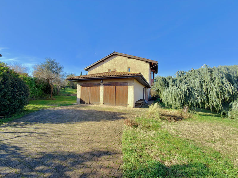 Maison - 152 m² - 6 pièces