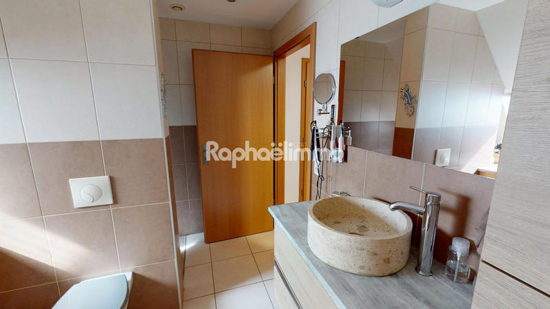 Appartement - 92 m² - 3 pièces