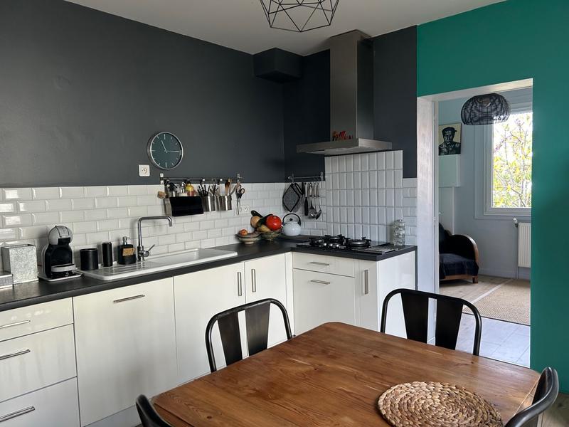 Maison traditionnelle - 109 m² - 6 pièces