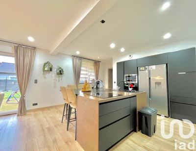 Maison - 141 m² - 6 pièces