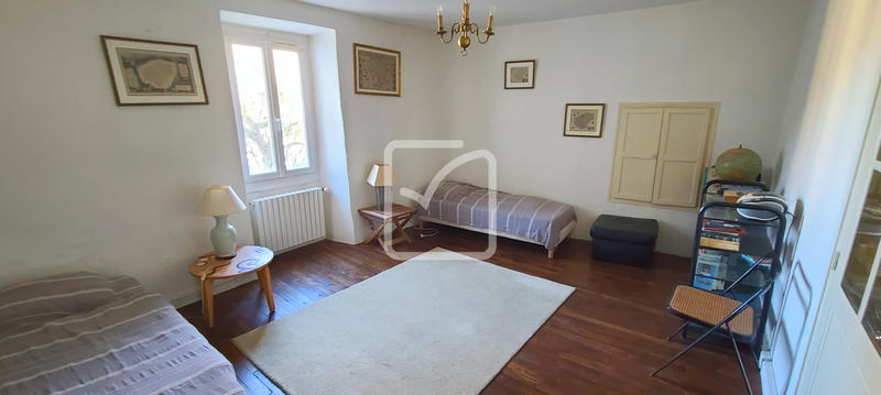 Maison - 170 m² - 6 pièces