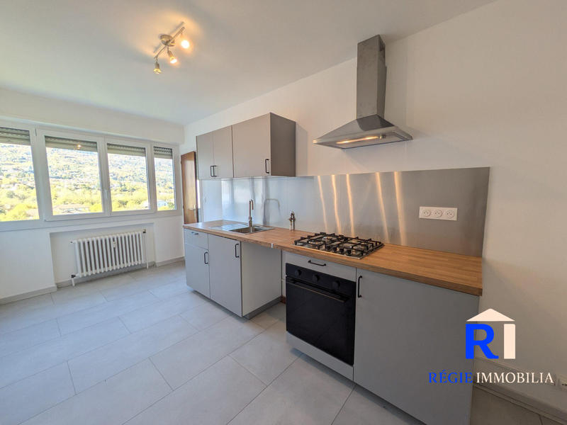 Appartement - 87 m² - 4 pièces