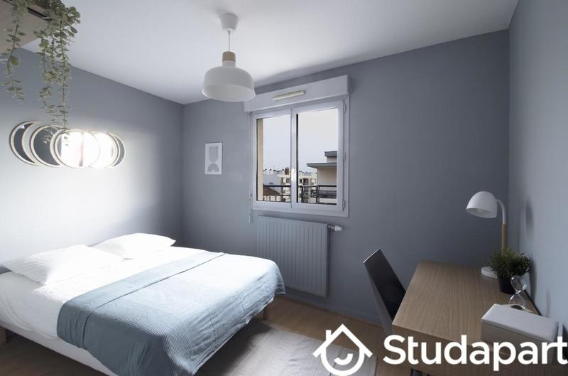 Chambre - 11 m² - 1 pièce