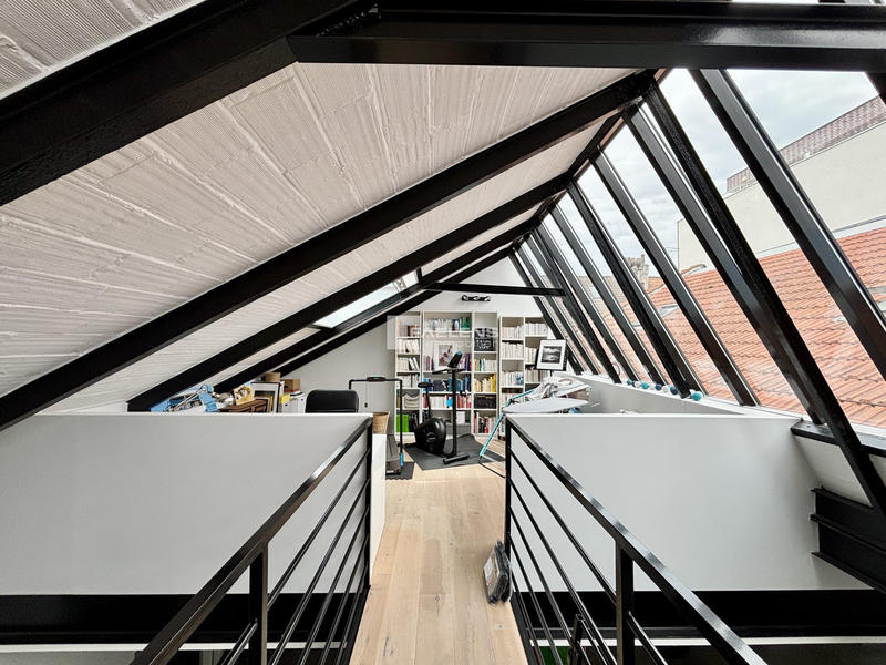 Loft - 161 m² - 4 pièces