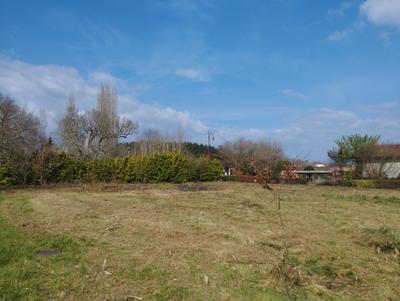 Terrain - 1 640 m²