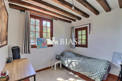 Maison traditionnelle - 150 m² - 6 pièces