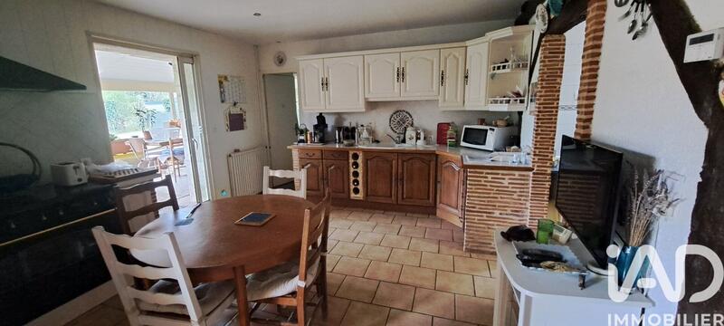 Maison - 215 m² - 4 pièces