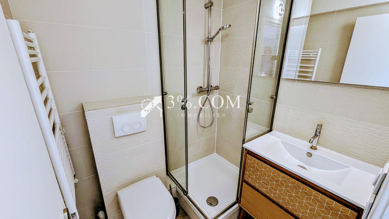 Appartement - 99 m² - 4 pièces