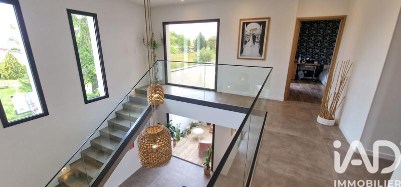 Maison de maîtres - 220 m² - 7 pièces