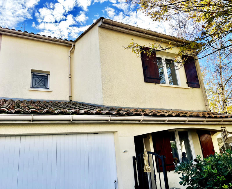 Maison - 85 m² - 4 pièces