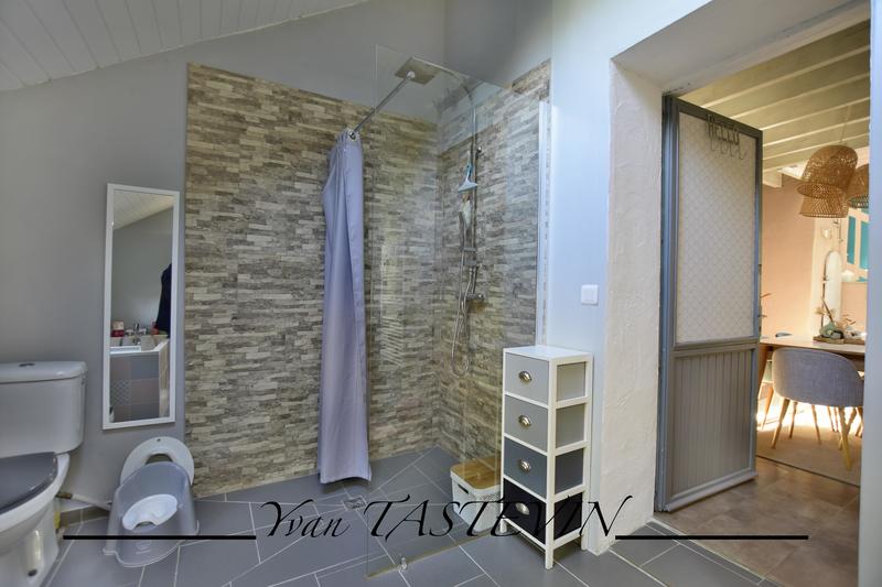 Villa - 155 m² - 6 pièces