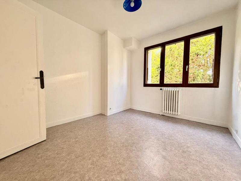 Appartement - 94 m² - 4 pièces