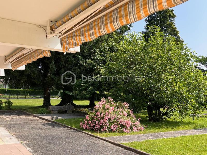 Maison d'architecte - 300 m² - 8 pièces