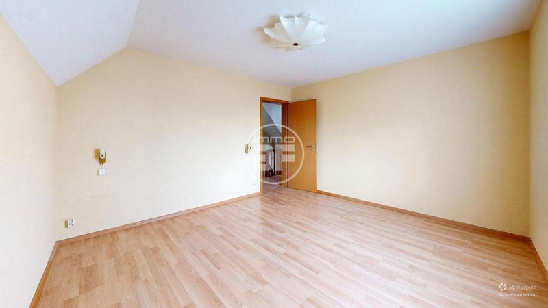 Maison traditionnelle - 150 m² - 6 pièces