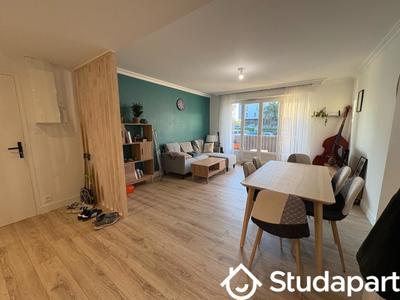 Chambre - 9 m² - 1 pièce