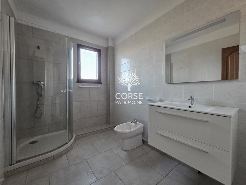 Appartement - 109 m² - 4 pièces