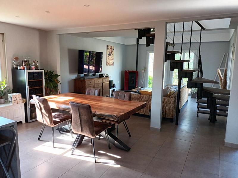 Maison - 142 m² - 6 pièces