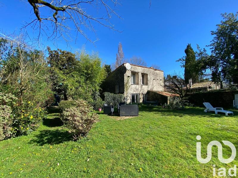 Maison - 263 m² - 6 pièces