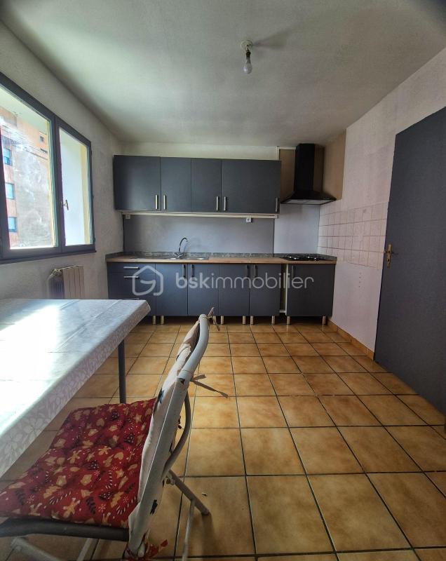 Maison - 150 m² - 8 pièces